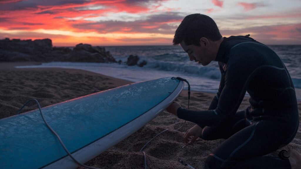 Por que aprender a consertar sua prancha de surf em casa